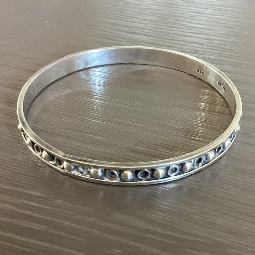 Elegant Silver Sterling Bangle Bracelet